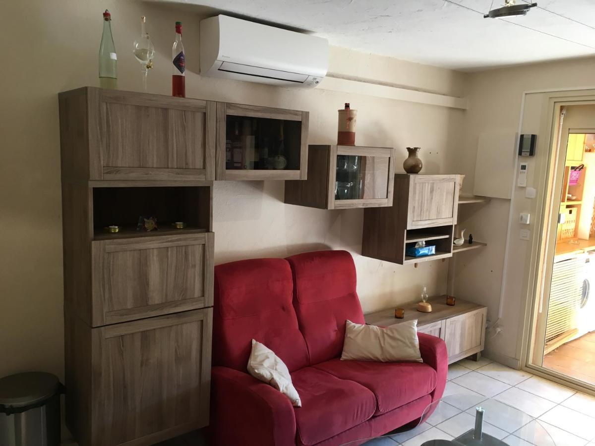 Cavalaire Vue Mer Au Loin Maisonnette Tout Equipee Pour 4 Personnes Avec Piscine Clim Wifi Velos Tv Barbecues Εξωτερικό φωτογραφία